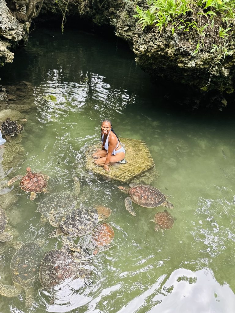 How I Travel So Much Without Quitting My Job How I travel so much without quitting my job