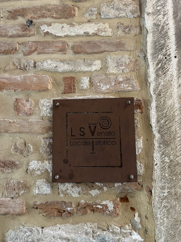 eat in venice