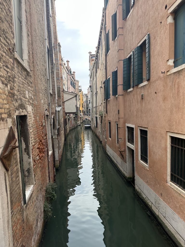 eat in venice