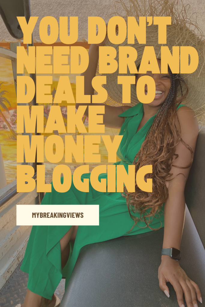 travel blogging with a full-time job